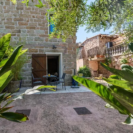 Ferienhaus Locations De La Casette D'araggio *